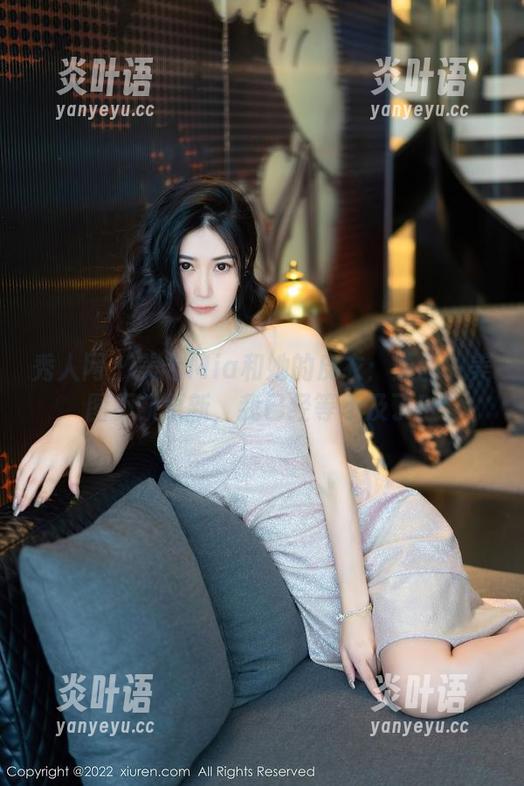 秀人网-美七Mia 秀人网 - 美七Mia和她的皮衣:原图、美图不断更新,我已经等不及了!