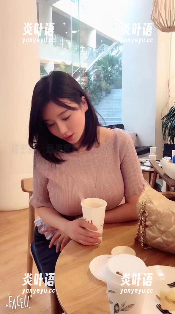 微密圈 - 透视紫色哒豚豚的红色作品集，这一切真有趣！