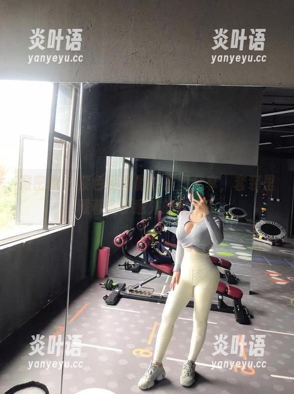 微密圈 - 紫色哒豚豚的原图分享，套装里藏着多少意外的欢乐？