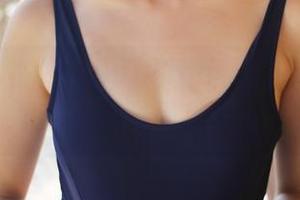 美媛馆 – 在许诺Sabrina的旅拍里：原图是你想象的，套图是我醉后的表现！