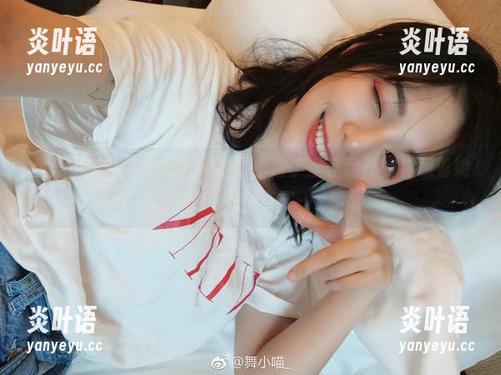看舞小喵这可爱的作品更新，脑子里已经开始构想着她的小姐妹们了…