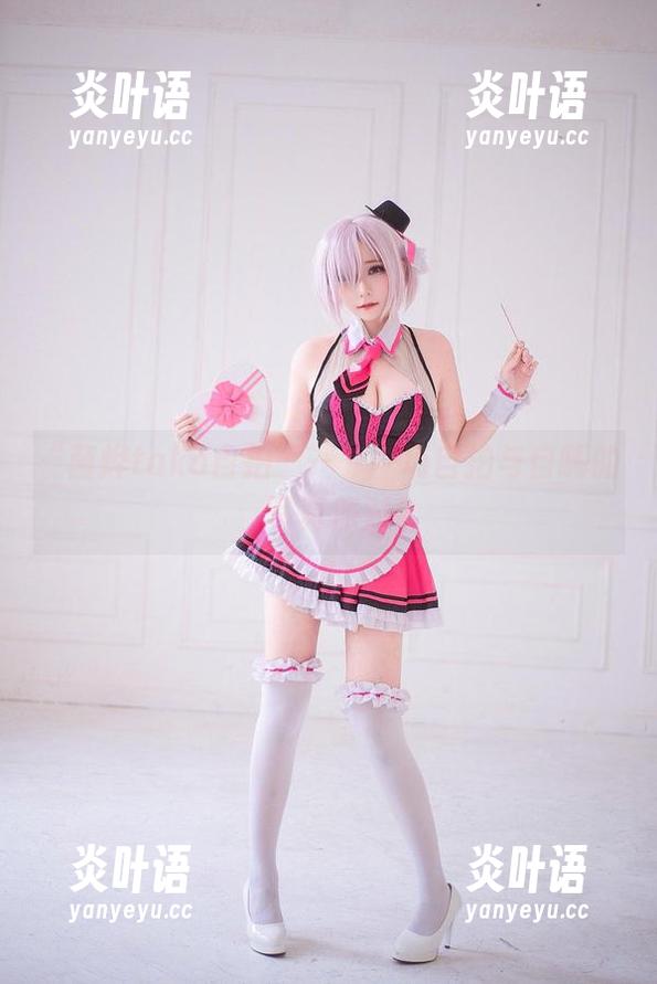 “菌烨tako自拍”——一场自拍与自嗨的写真派对