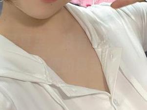微密圈 – 写真里，没有华丽，只剩葱油饼er与天使的真实对比。
