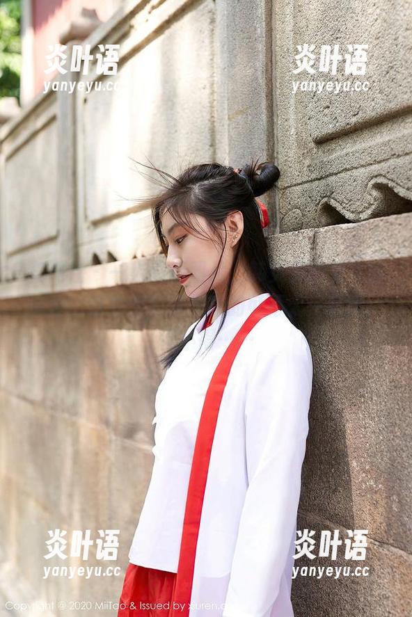 蜜桃社 - 一组高清图片，韩贝贝的兔女郎造型，这衣服和我想象的可不太一样哦，怪不得……