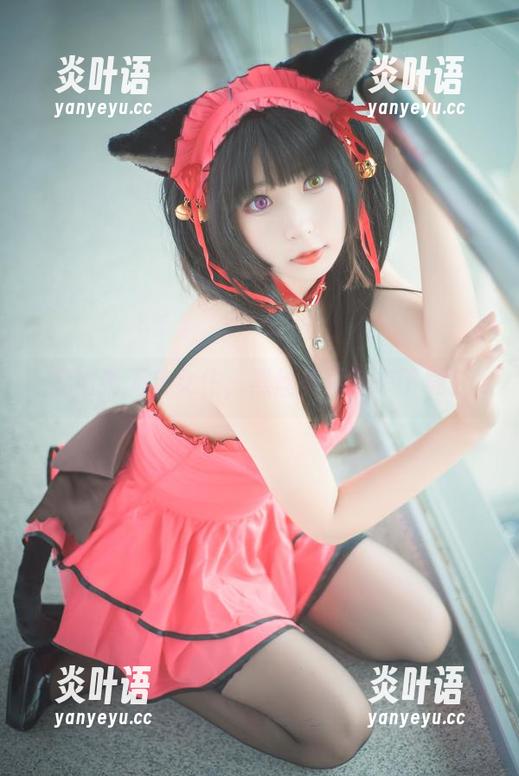 雯粥粥无敌女仆，黑丝美图速来下载！