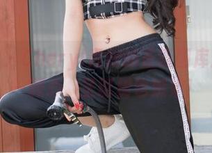 魅妍社 – Cheryl青树的圣诞图库：下载一颗心，圣诞树也嫉妒！